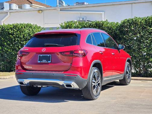 2025 Mercedes-Benz GLA 250 Base