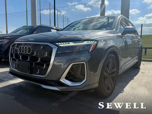 Daytona Gray Pearl Effect 2025 Audi SQ7 4.0T Premium Plus