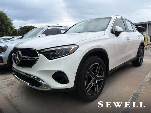 Polar White 2026 Mercedes-Benz GLC 300 Base