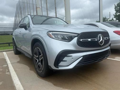 Cirrus Silver Metallic 2024 Mercedes-Benz GLC 300 Base 4MATIC