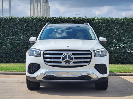 2026 Mercedes-Benz GLS 450 4MATIC