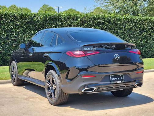 2026 Mercedes-Benz GLC 300 Base 4MATIC