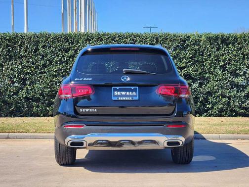 2021 Mercedes-Benz GLC 300 Base