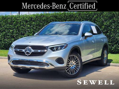 Cirrus Silver Metallic 2026 Mercedes-Benz GLC 300 Base