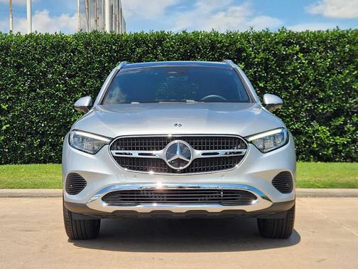 Cirrus Silver Metallic 2026 Mercedes-Benz GLC 300 Base