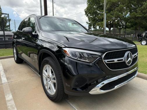 2025 Mercedes-Benz GLC 300 Base