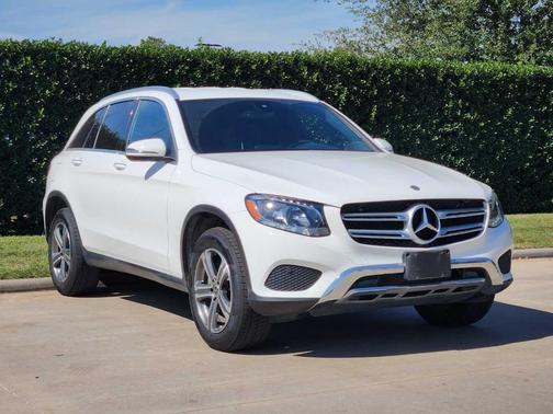 Polar White 2019 Mercedes-Benz GLC 300 Base
