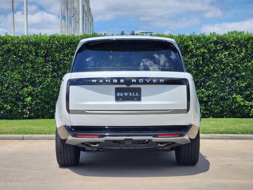 Ostuni Pearl White 2024 Land Rover Range Rover P530 SE