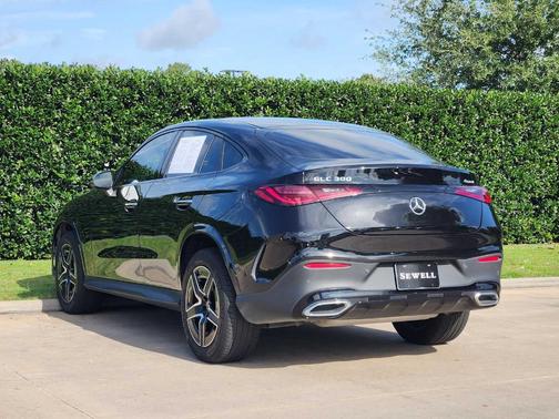 Obsidian Black Metallic 2024 Mercedes-Benz GLC 300 4MATIC Coupe
