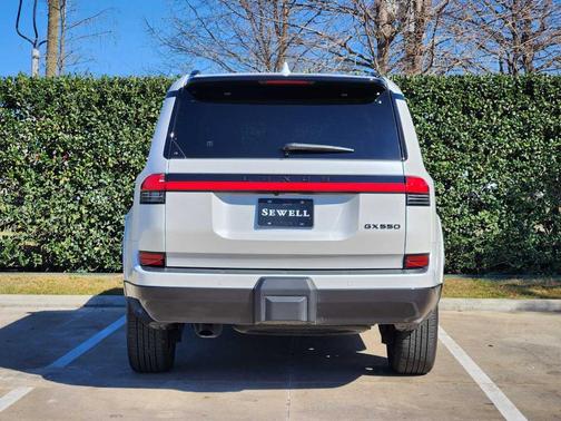 2025 Lexus GX 550 Luxury