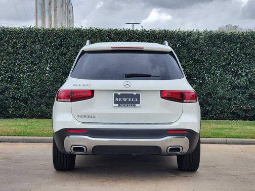 2022 Mercedes-Benz GLB 250 Base