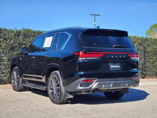 2024 Lexus LX 600 F SPORT