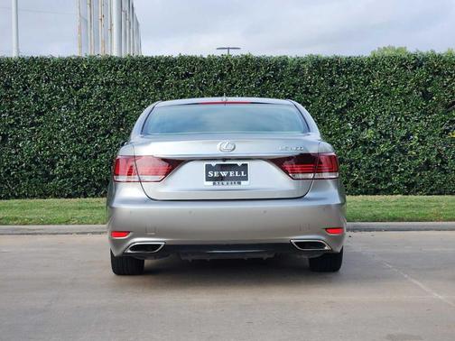 2017 Lexus LS 460 Base