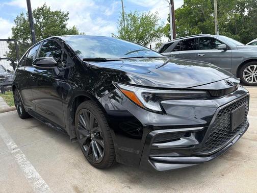 Midnight Black Metallic 2024 Toyota Corolla SE