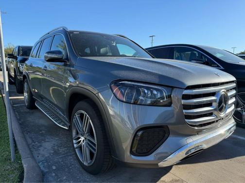 2025 Mercedes-Benz GLS 450 4MATIC