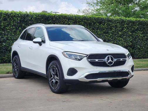 2026 Mercedes-Benz GLC 300 Base