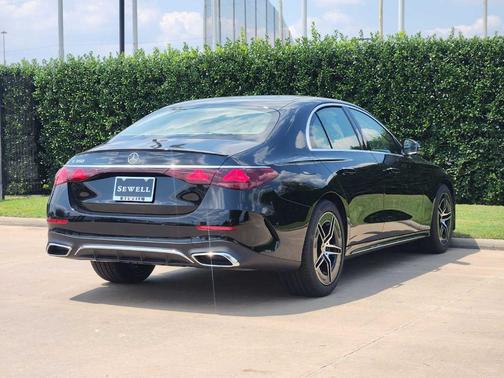 2026 Mercedes-Benz E-Class 350