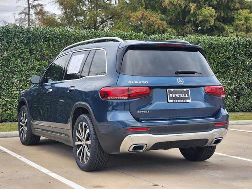 2022 Mercedes-Benz GLB 250 Base