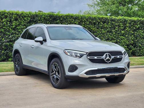 2026 Mercedes-Benz GLC 300 Base