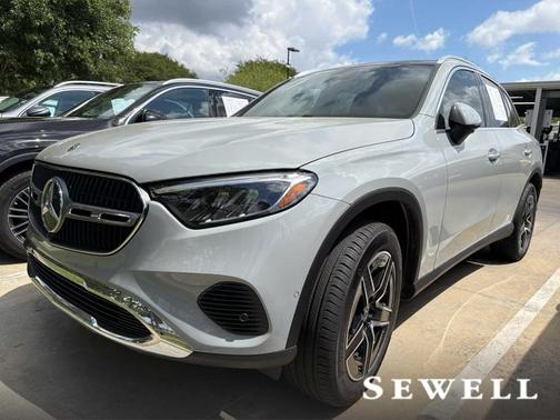 2026 Mercedes-Benz GLC 300 Base