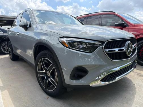 2026 Mercedes-Benz GLC 300 Base