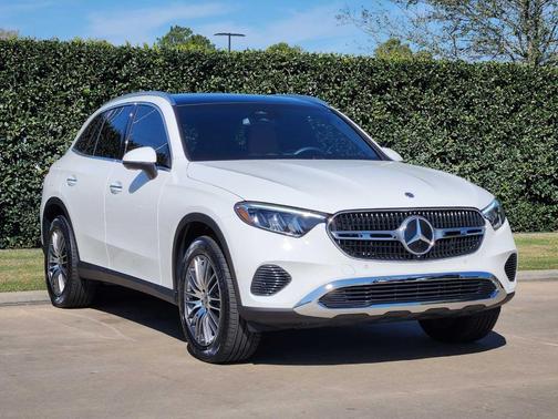 2026 Mercedes-Benz GLC 300 Base