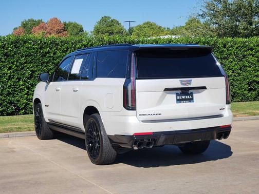2025 Cadillac Escalade ESV V-Series