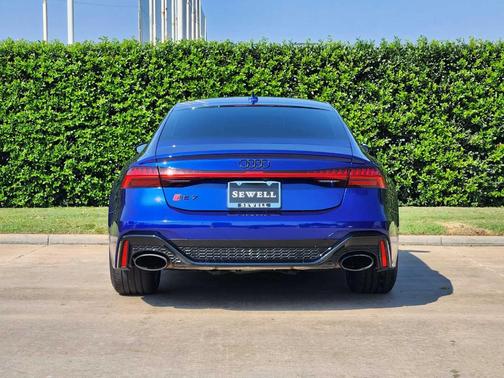 2023 Audi RS 7 4.0T quattro