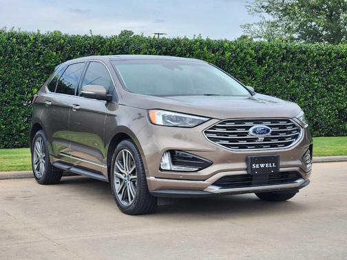 2019 Ford Edge Titanium