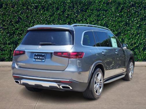 2025 Mercedes-Benz GLS 450 4MATIC