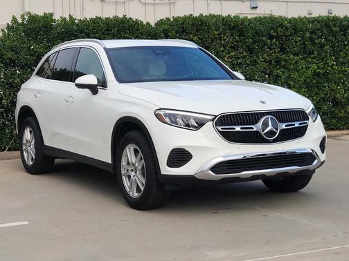 2025 Mercedes-Benz GLC 300 Base