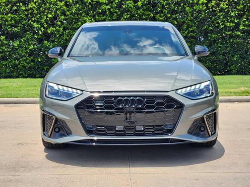 2023 Audi A4 45 S line Premium Plus