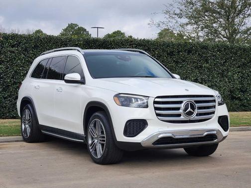 2026 Mercedes-Benz GLS 450 4MATIC