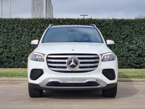 2026 Mercedes-Benz GLS 450 4MATIC
