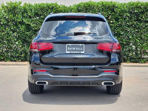 2022 Mercedes-Benz GLC 300 Base 4MATIC