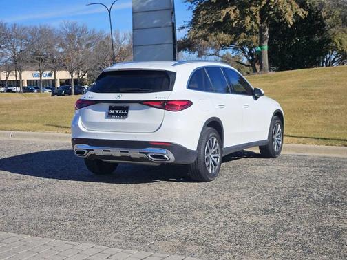 2025 Mercedes-Benz GLC 300 Base 4MATIC