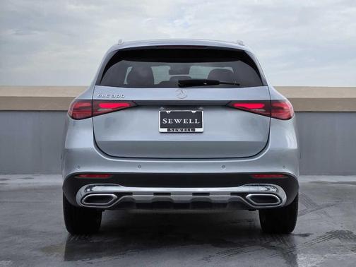 2024 Mercedes-Benz GLC 300 Base