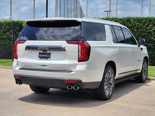 2023 GMC Yukon XL Denali Ultimate