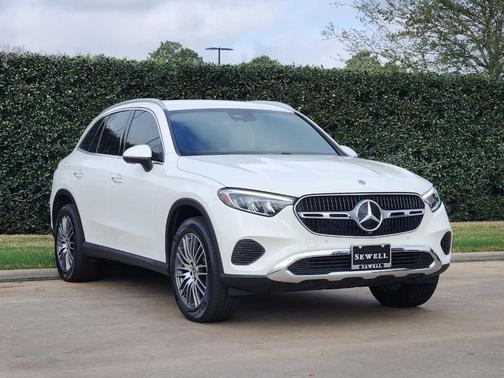 2026 Mercedes-Benz GLC 300 Base