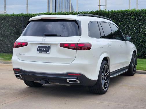 2025 Mercedes-Benz GLS 450 4MATIC
