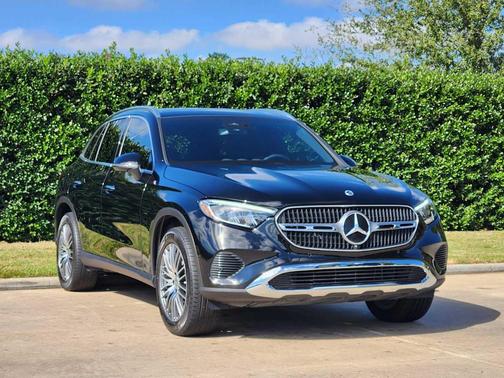 2025 Mercedes-Benz GLC 300 Base