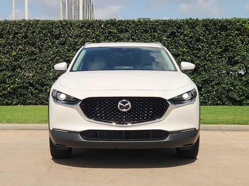 Snowflake White Pearl 2022 Mazda CX-30 2.5 S Preferred Package