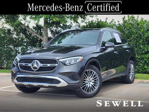 Graphite Gray Metallic 2026 Mercedes-Benz GLC 300 Base