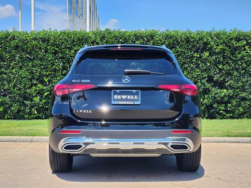 Black 2026 Mercedes-Benz GLC 300 Base