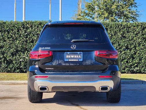 2025 Mercedes-Benz GLB 250 Base