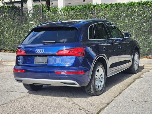 2020 Audi Q5 45 Premium