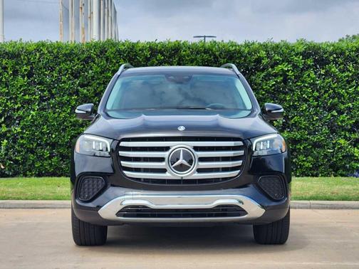 Black 2026 Mercedes-Benz GLS 450 4MATIC