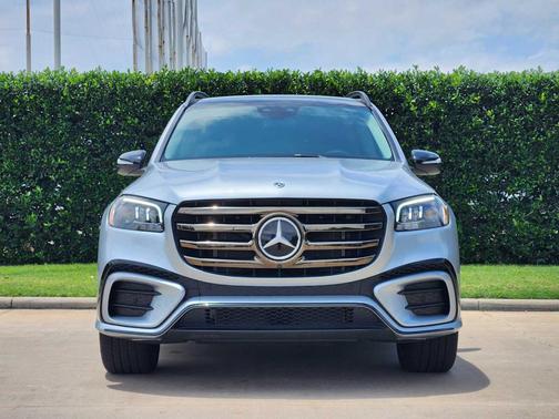 Cirrus Silver Metallic 2026 Mercedes-Benz GLS 450 4MATIC