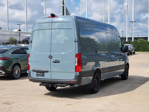 2026 Mercedes-Benz Sprinter 2500 
