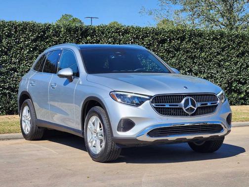 2026 Mercedes-Benz GLC 300 Base